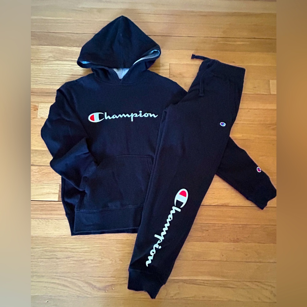 Champion matching sweatsuit kids